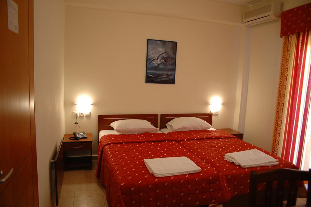 Hotel Souita Paralía Стая снимка