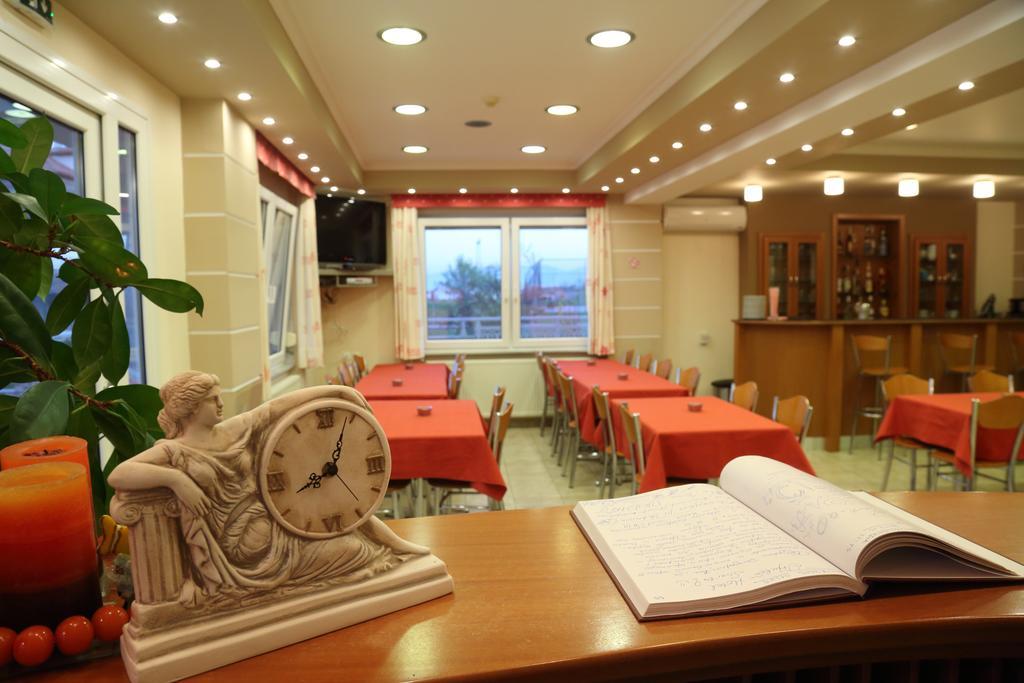 Hotel Souita Paralía Екстериор снимка