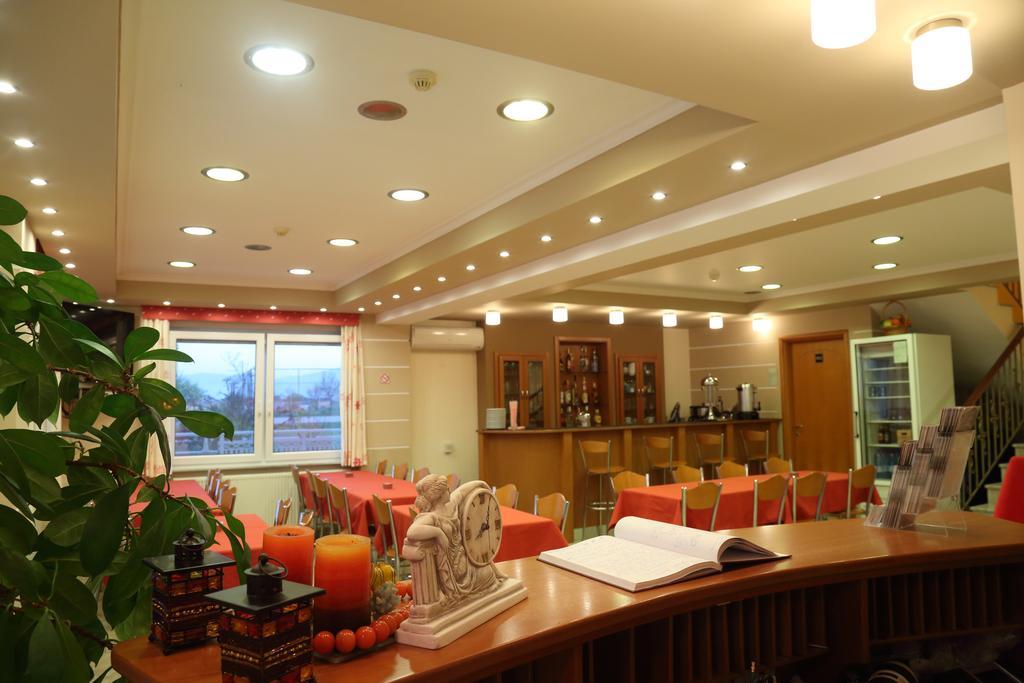 Hotel Souita Paralía Екстериор снимка